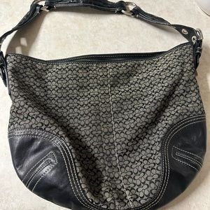 Black & Gray Coach Purse. See pics, clean inside no stains. Good used condition.